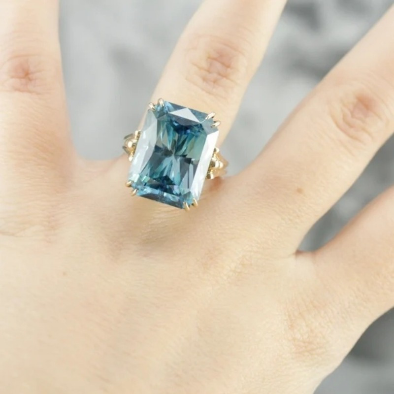 Vintage Boho Zirconia Statement Ring Golden Tone Metal